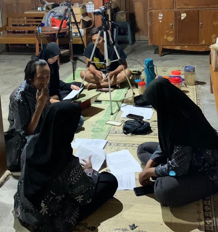 Melatih Cara Berpikir Out Of The Box